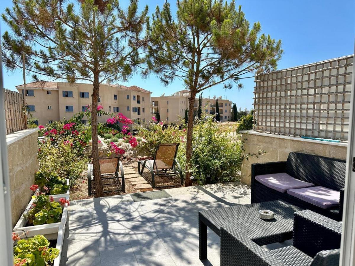 H&O Danaos Sea Breeze Apartment Paphos Kültér fotó